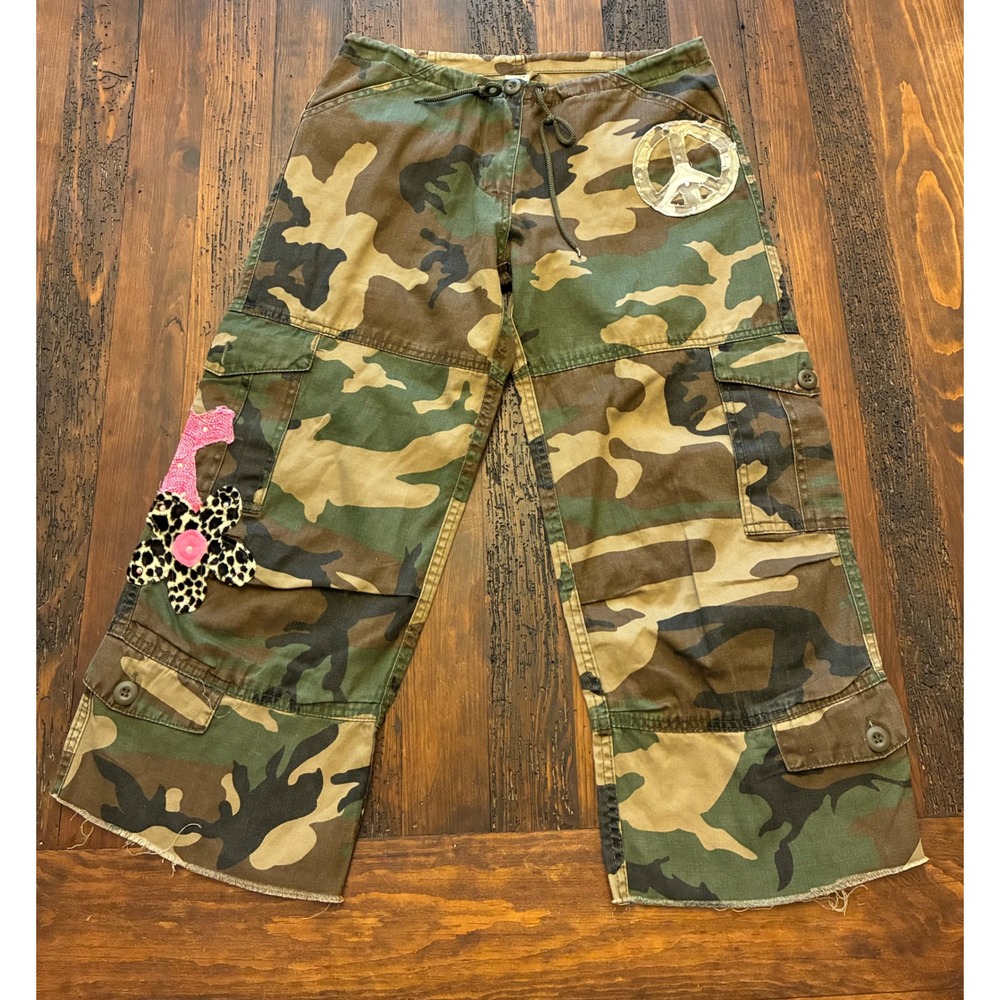 Vintage Y2K Rothko Official Camo Embellished Cargo Pants, Women's Size XXS